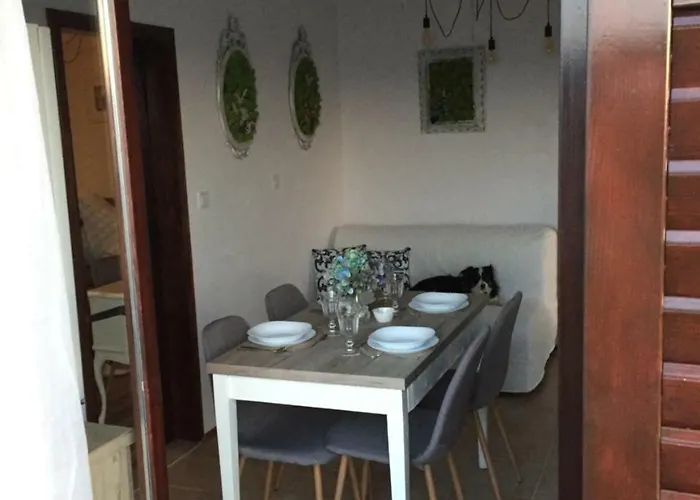 Boba's House Apartmán *