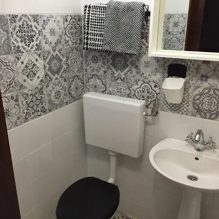 Apartamento Boba's House Sutivan
