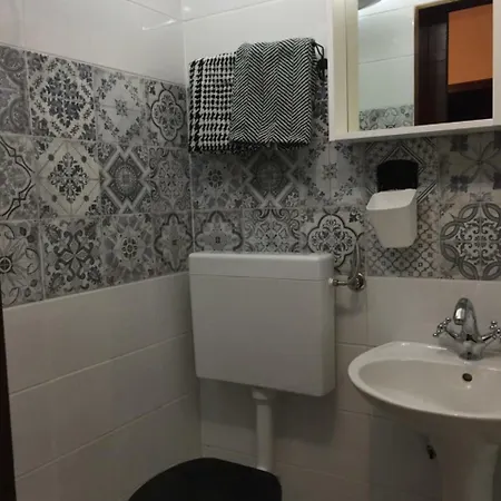 Boba's House Сутиван